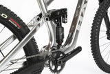 Haro Bikes Greer LTD 2 27.5/29 Raw Large