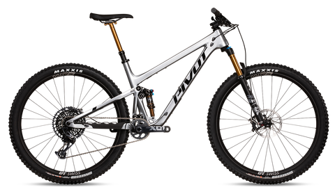 Pivot trail 2024 429 race xt
